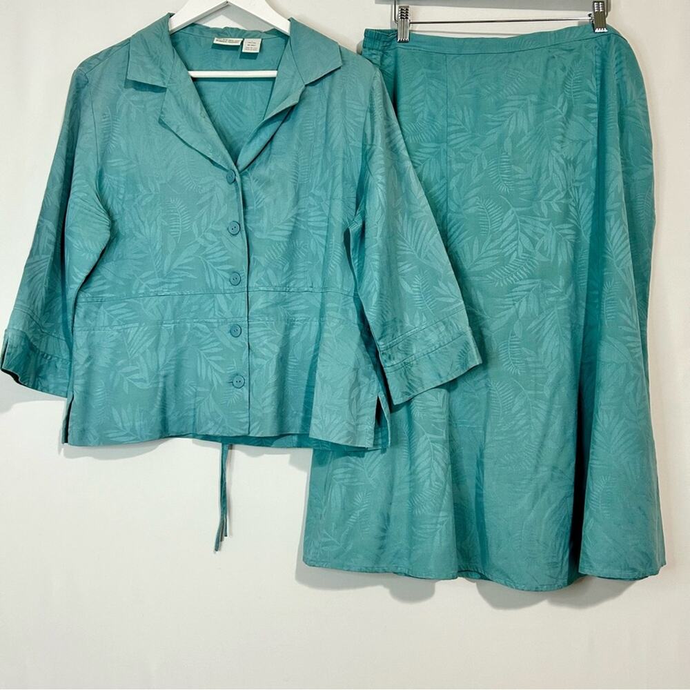 Nomadic Traders Women’s Vintage Patterned Blazer Skirt Set Blue Size Large FLAW